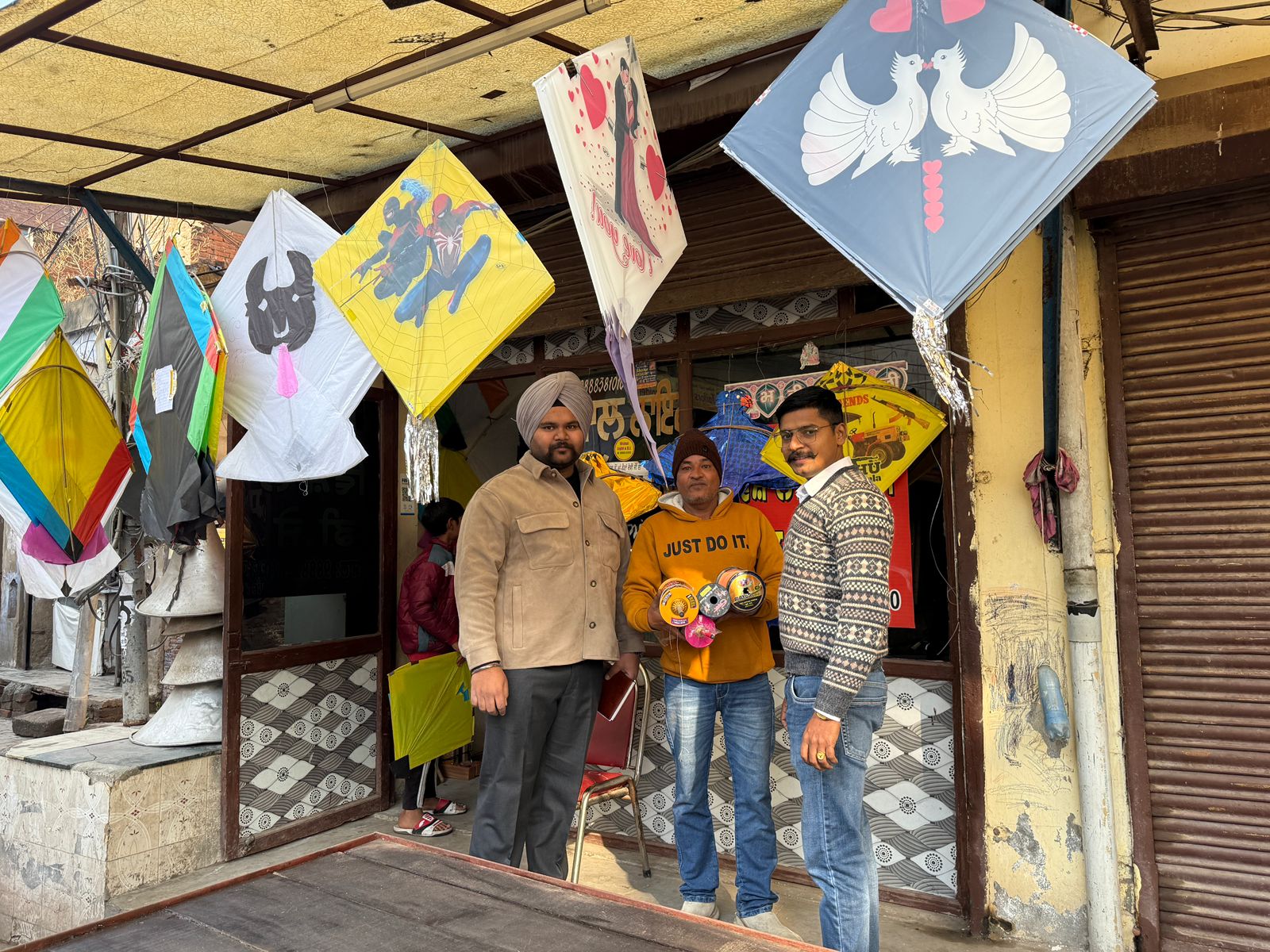 पीपीसीबी ने चीन डोर के खिलाफ अभियान जारी रखा, 32 गट्टू जब्त किए